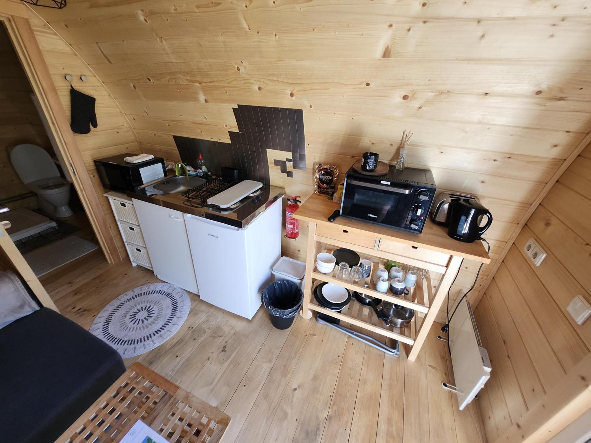 Cosy Cabin Хальстахаммар Экстерьер фото